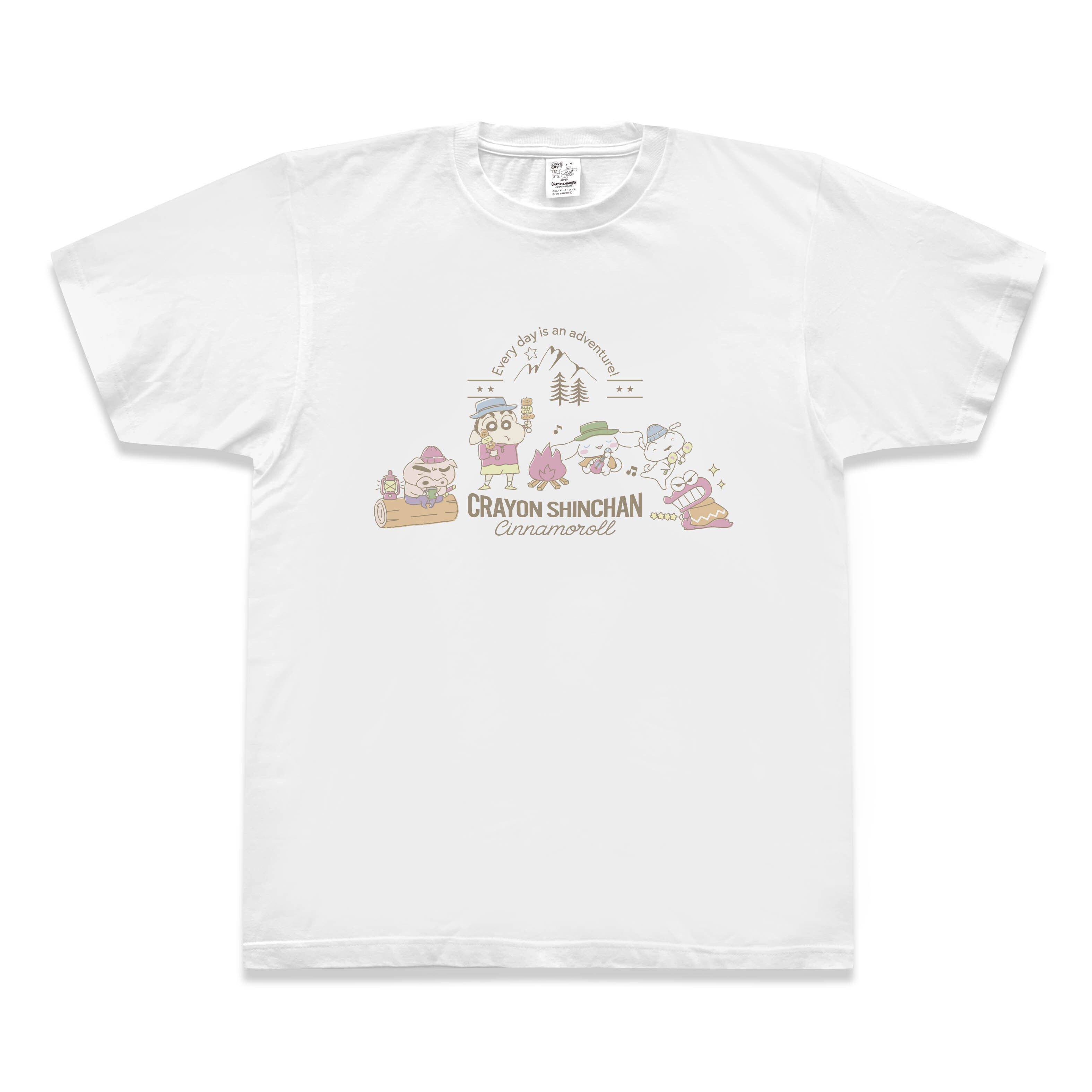 クレヨンしんちゃん×シナモロール Tシャツ シンプル | 双葉社